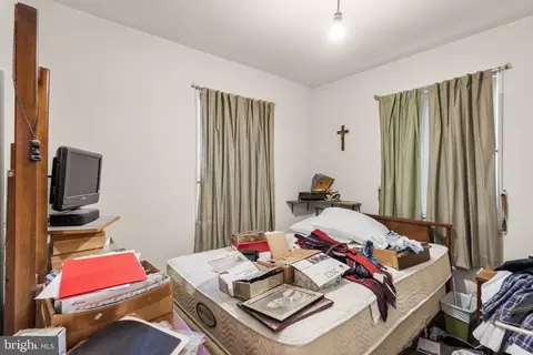 Bedroom - 8518 11th Ave, Silver Spring, MD 20903 photo 3 of 3