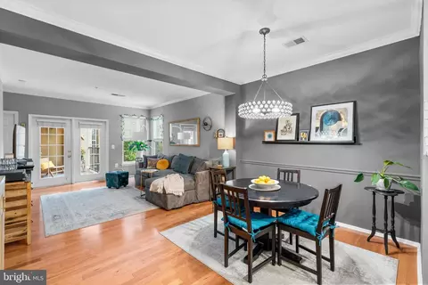 11800 Old Georgetown Rd #1210, Rockville, MD 20852