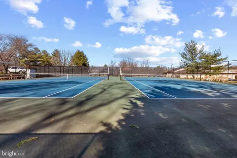 14805 Pennfield Cir #203, Silver Spring, MD 20906 photo 38