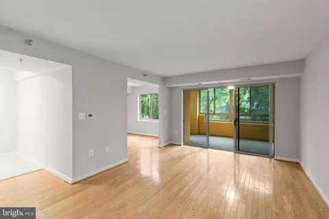 14805 Pennfield Cir #203, Silver Spring, MD 20906 photo 2