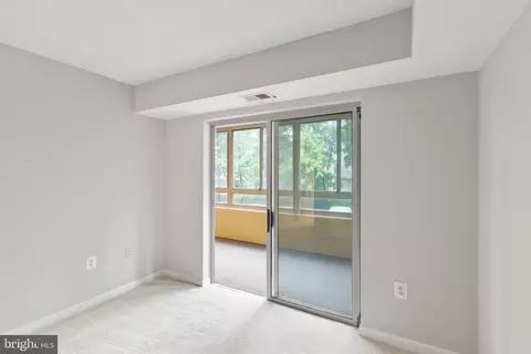 14805 Pennfield Cir #203, Silver Spring, MD 20906 photo 26