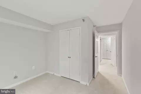 14805 Pennfield Cir #203, Silver Spring, MD 20906 photo 27
