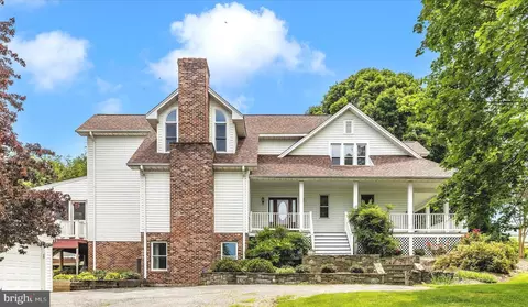 Exterior - 11401 Mountain View Rd, Damascus, MD 20872 photo 1 of 10