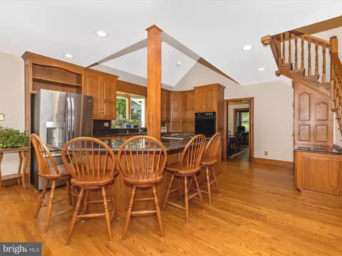 Kitchen - 11401 Mountain View Rd, Damascus, MD 20872 photo 3 of 4