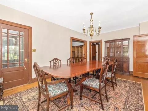 Dining - 11401 Mountain View Rd, Damascus, MD 20872 photo 3 of 4