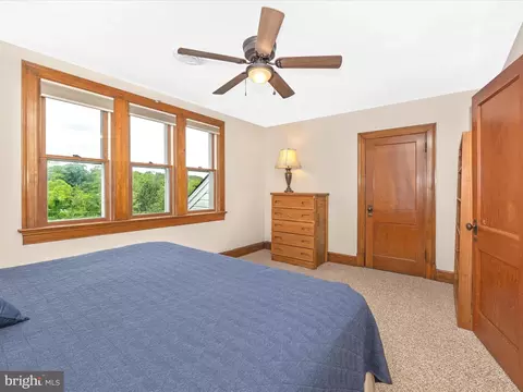 Bedroom - 11401 Mountain View Rd, Damascus, MD 20872 photo 10 of 12