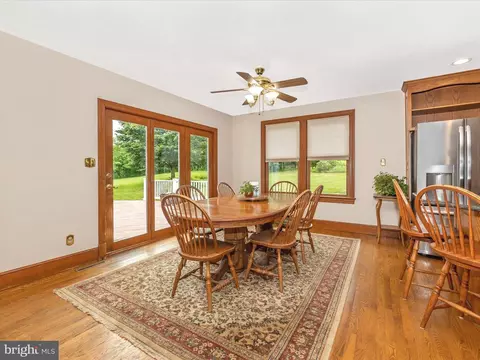 Dining - 11401 Mountain View Rd, Damascus, MD 20872 photo 2 of 4