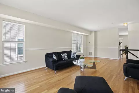 2070 University Blvd W #2, Silver Spring, MD 20902 photo 11