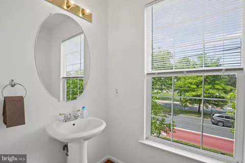 2070 University Blvd W #2, Silver Spring, MD 20902 photo 13