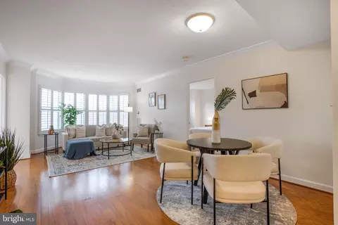 9707 Old Georgetown Rd #2317, Bethesda, MD 20814