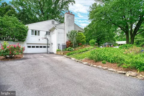 9319 Harvey Rd, Silver Spring, MD 20910 photo 4