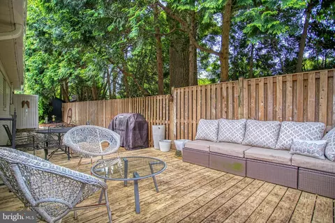 9319 Harvey Rd, Silver Spring, MD 20910 photo 10