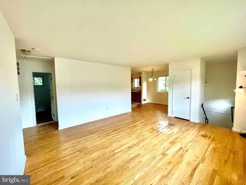 3723 Ralph Rd, Silver Spring, MD 20906 photo 9