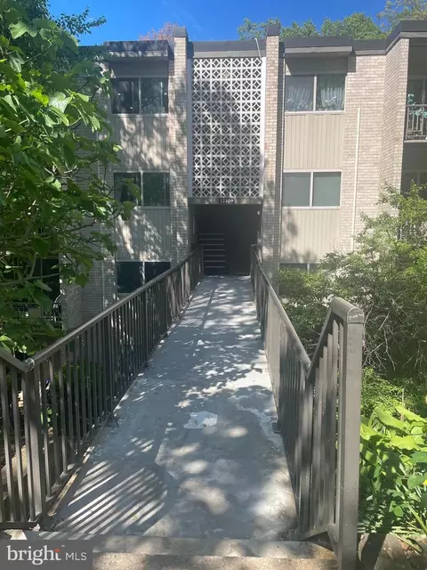 12309 Braxfield Ct #447, Rockville, MD 20852