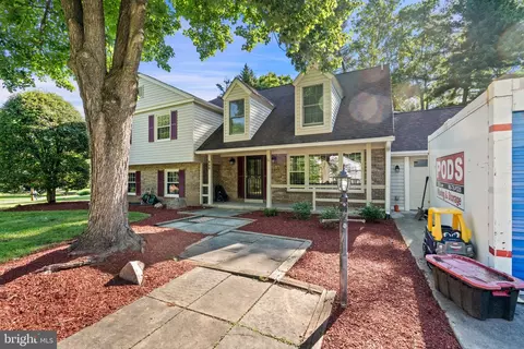 620 Whitingham Dr, Silver Spring, MD 20904 photo 2