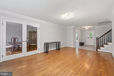 620 Whitingham Dr, Silver Spring, MD 20904 photo 8
