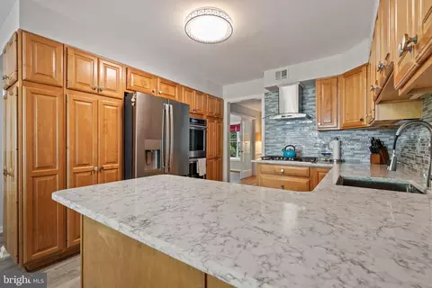 620 Whitingham Dr, Silver Spring, MD 20904 photo 12
