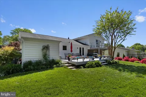Exterior - 15320 Aylesbury St, Silver Spring, MD 20905 photo 9 of 13