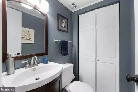 Bath - 15320 Aylesbury St, Silver Spring, MD 20905 photo 1 of 4