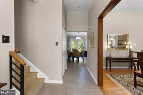Entry Way - 15320 Aylesbury St, Silver Spring, MD 20905 photo 2 of 2