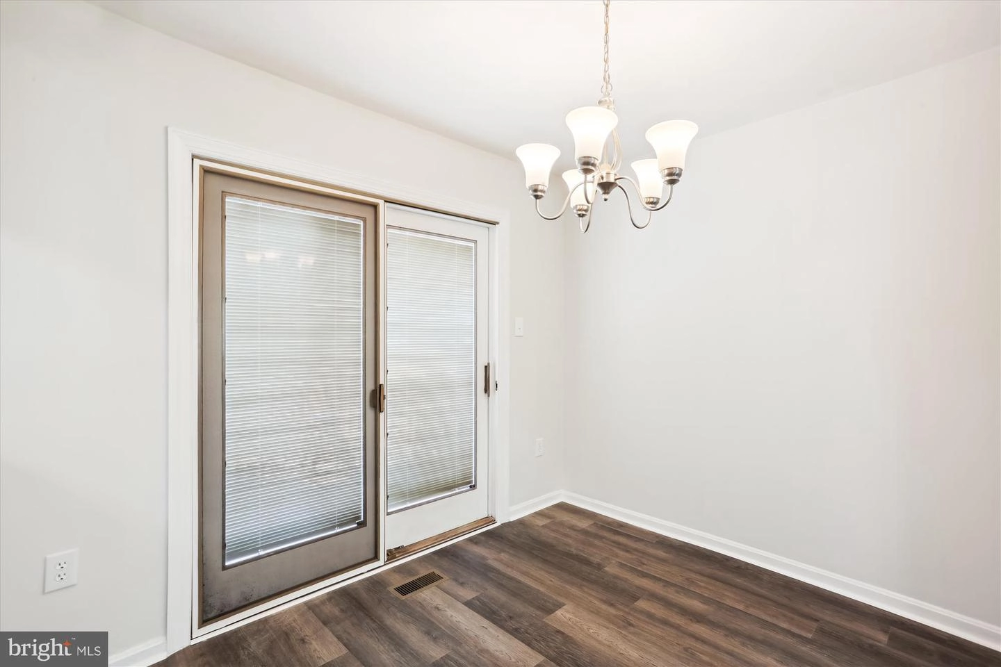 12026 Bronzegate Pl #122, Silver Spring, MD 20904 photo 11