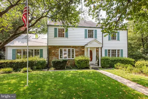 8914 Montgomery Ave, Chevy Chase, MD 20815