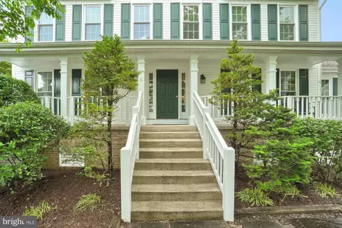 Exterior - 17247 Spates Hill Rd, Poolesville, MD 20837 photo 4 of 19
