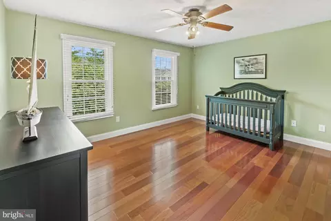 Bedroom - 17247 Spates Hill Rd, Poolesville, MD 20837 photo 5 of 7