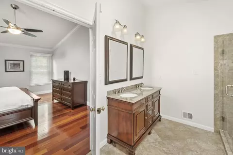 Entry Way - 17247 Spates Hill Rd, Poolesville, MD 20837 photo 4 of 5