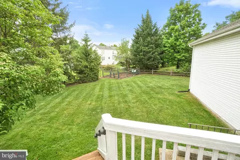 Exterior - 17247 Spates Hill Rd, Poolesville, MD 20837 photo 8 of 19