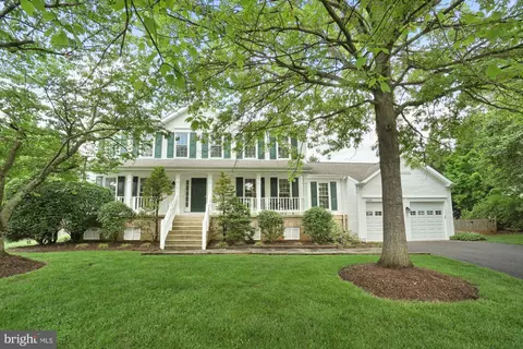17247 Spates Hill Rd, Poolesville, MD 20837
