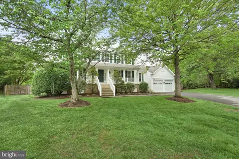 Exterior - 17247 Spates Hill Rd, Poolesville, MD 20837 photo 3 of 19