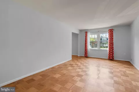 Living - 2729 Atlanta Dr #4-2729, Silver Spring, MD 20906 photo 1 of 4