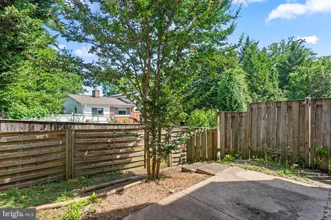 Exterior - 2729 Atlanta Dr #4-2729, Silver Spring, MD 20906 photo 2 of 3