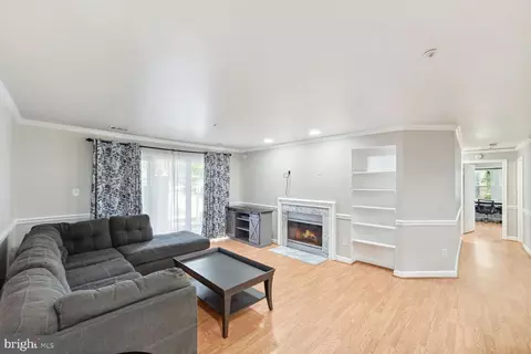 3317 Sir Thomas Dr #4-A-21, Silver Spring, MD 20904