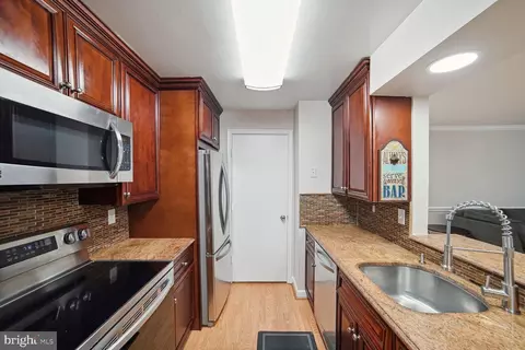 Kitchen - 3317 Sir Thomas Dr #4-A-21, Silver Spring, MD 20904 photo 1 of 2