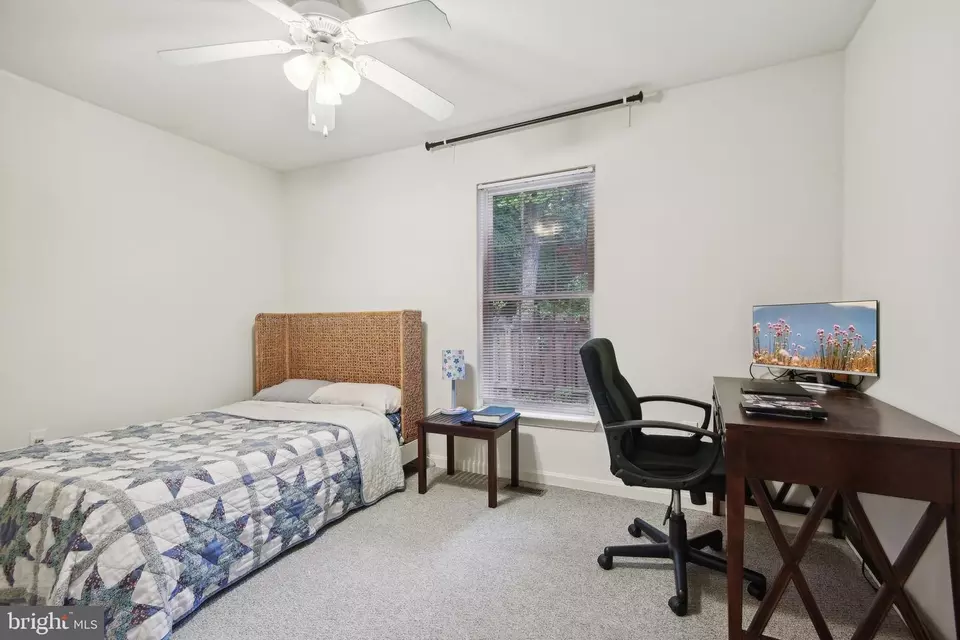 Bedroom - 19026 Cattail Ln, Poolesville, MD 20837 photo 1 of 10