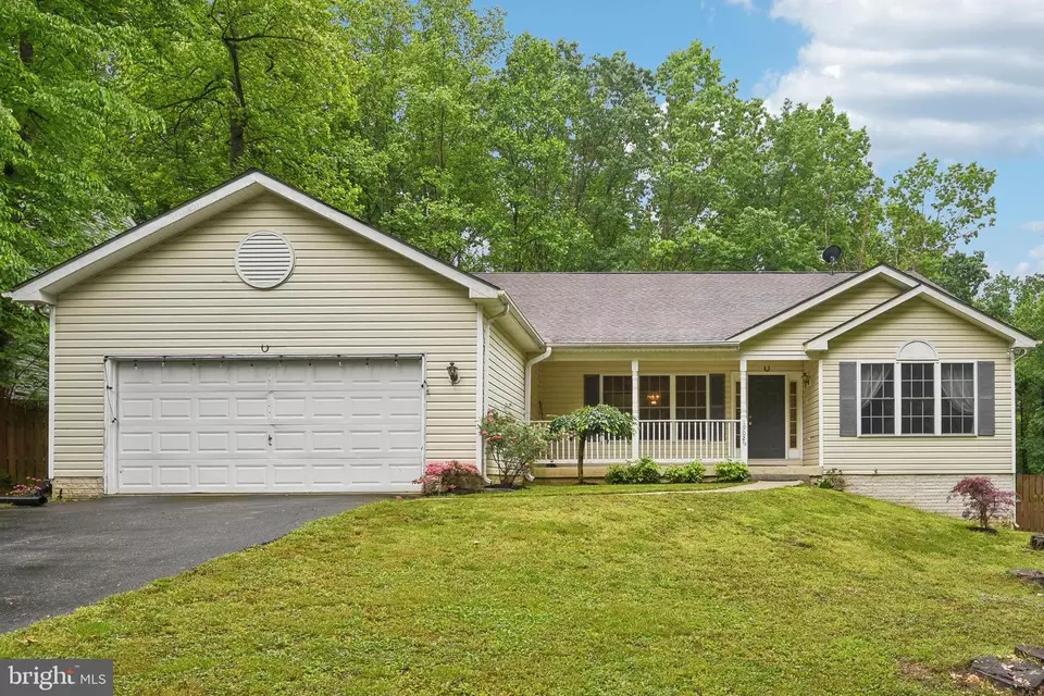Exterior - 19026 Cattail Ln, Poolesville, MD 20837 photo 1 of 7