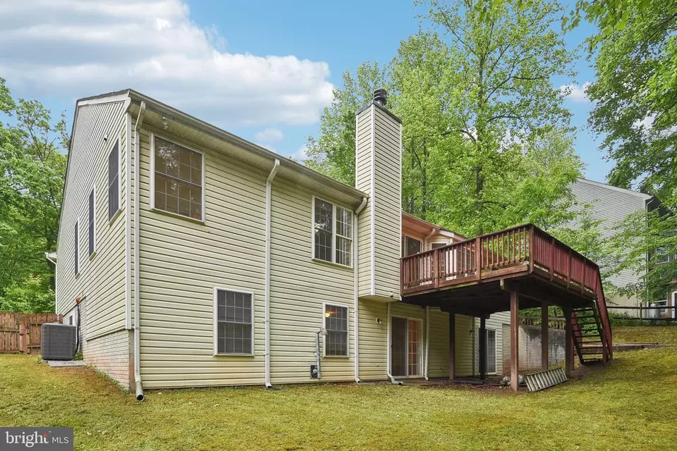Exterior - 19026 Cattail Ln, Poolesville, MD 20837 photo 3 of 7