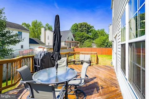 Exterior - 1318 Wheaton Ln, Silver Spring, MD 20902 photo 5 of 7