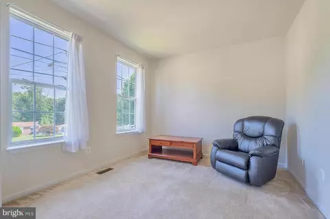 Living - 1318 Wheaton Ln, Silver Spring, MD 20902 photo 1 of 5