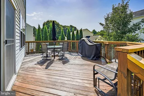 Exterior - 1318 Wheaton Ln, Silver Spring, MD 20902 photo 4 of 7