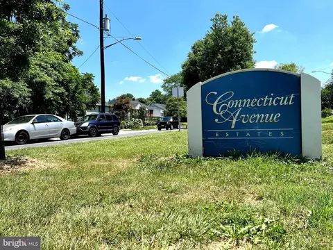 12205 Goodhill Rd, Silver Spring, MD 20902 photo 4