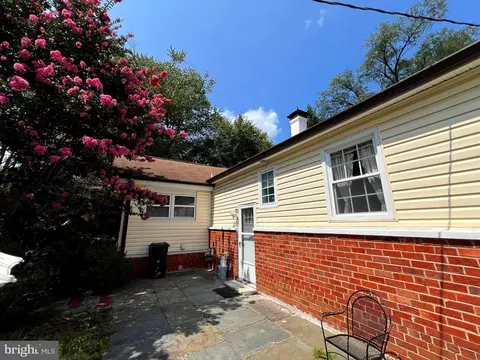 12205 Goodhill Rd, Silver Spring, MD 20902 photo 9