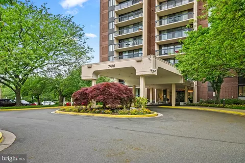 7401 Westlake Ter #711, Bethesda, MD 20817