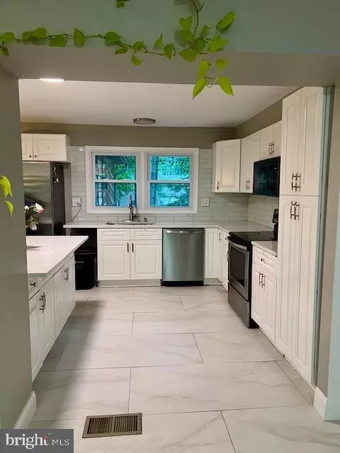 Kitchen - 3113 Verona Ct, Silver Spring, MD 20906 photo 1 of 6