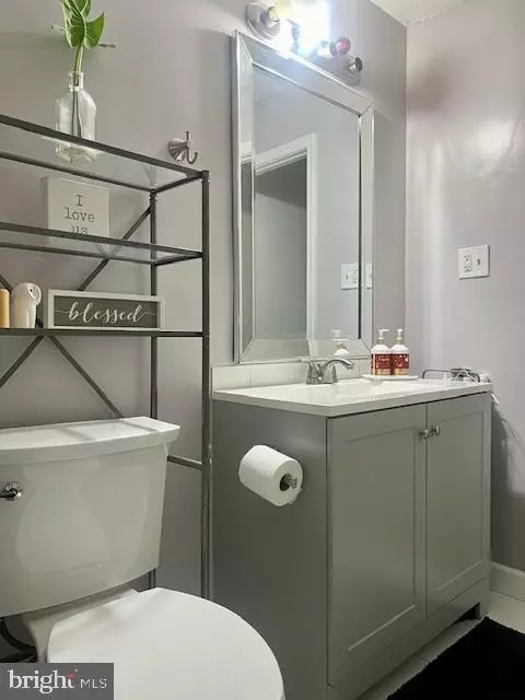 Bath - 3113 Verona Ct, Silver Spring, MD 20906 photo 3 of 13