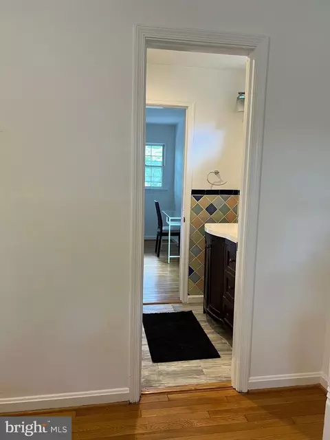 Entry Way - 3113 Verona Ct, Silver Spring, MD 20906 photo 6 of 6