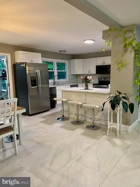 Kitchen - 3113 Verona Ct, Silver Spring, MD 20906 photo 2 of 6