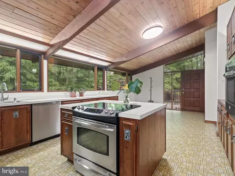 Kitchen - 1809 Gamewell Rd, Silver Spring, MD 20905 photo 5 of 6